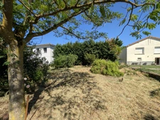 Riorges — Maison T4 avec terrain de 439 m² et garage (42)