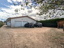 Saint-Léger-sur-Roanne — Maison de plain-pied 99m², 4 chambres et terrain de 2 224 m²
