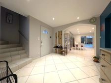 Maison à vendre 5 chambres - COMMELLE VERNAY (42120)