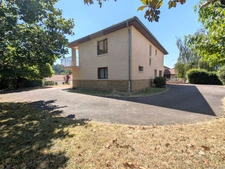Maison 118 m² – 3 chambres – terrain 1 068 m² – Centre de Chauffailles 71