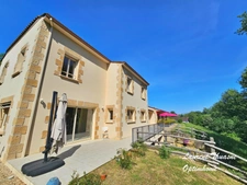Maison 7 pièces 5 chambres avec deux gîtes au calme 