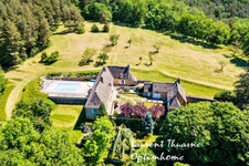 Retraite secrète au cœur du Périgord – Demeure noble du XVème siècle avec piscine et dépendances, entre patrimoine et nature préservée