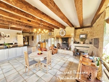 Maison en pierres 6 pièces 222 m² au calme