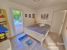 Maison plain-pied 5 pièces 3 chambres avec piscine chauffée sur terrain de 3 ha