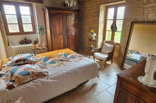 Maison en pierres 6 pièces 222 m² au calme