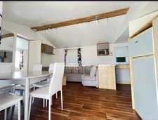 Tourch (proche Rosporden) : Terrain 830 m2 avec bâtisses en pierre et Mobil-home 