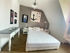  Trégourez: Maison néo-bretonne – 4 chambres, jardin, à 20 minutes de Quimper.