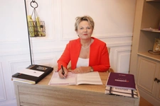 Belle vue mer: A deux du centre ville et des plages:  Appartement 68 m2, 2 chambres-cave-place de parking.