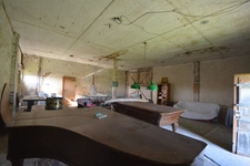  "Opportunité Exceptionnelle : Grange de 540 m² à Rénover, un Vaste Espace pour Votre Salon Séjour, Salle de Bain Spa et Salle de Billard !"