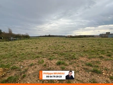 Vivez la Tranquillité Rurale avec ce Terrain Exceptionnel à Marcilly-la-Campagne