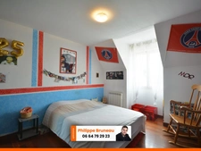 Évasion de Rêve : Maison de Standing avec sa piscine dans la Belle Zone Pavillonnaire de Freneuse
