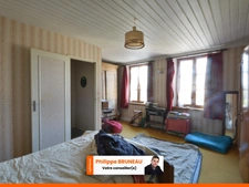 Maison ancienne en pierre – 115 m² à personnaliser à Douains