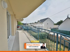 Un appartement prêt à vivre avec balcon et stationnement privatif
