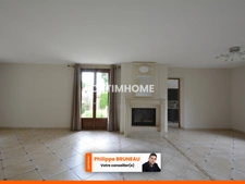 Idéal famille : spacieuse maison avec grand terrain arboré à Sylvain-les-Moulins