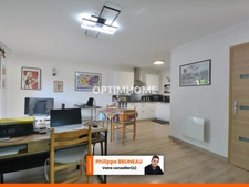 Cadre verdoyant, volumes généreux – Maison + logement indépendant à découvrir !