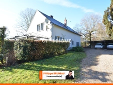 Maison spacieuse avec suite parentale et environnement naturel privilégié et espace équestre