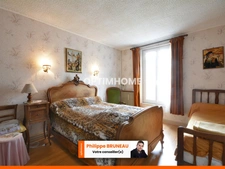 Maison à rénover avec jardin, garage, ateliers – Idéal profession libérale à Ivry-la-Bataille !