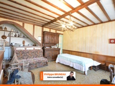 Maison ancienne en pierre – 115 m² à personnaliser à Douains