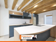 Luxueuse Maison Rénovée sur 800 m² de Terrain 