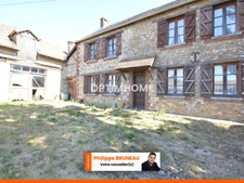 Maison ancienne en pierre – 115 m² à personnaliser à Douains