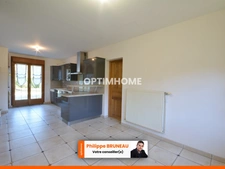 Idéal famille : spacieuse maison avec grand terrain arboré à Sylvain-les-Moulins