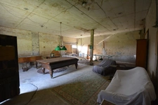  "Opportunité Exceptionnelle : Grange de 540 m² à Rénover, un Vaste Espace pour Votre Salon Séjour, Salle de Bain Spa et Salle de Billard !"