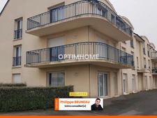 Un appartement prêt à vivre avec balcon et stationnement privatif