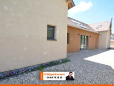 Luxueuse Maison Rénovée sur 800 m² de Terrain 
