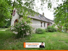 Idéal famille : spacieuse maison avec grand terrain arboré à Sylvain-les-Moulins
