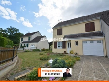 Maison familiale avec jardin au calme, proche écoles et gare