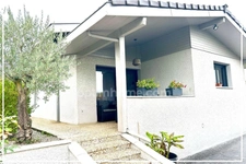 Maison de plain-pied + appartement à vendre DOUVAINE (74)