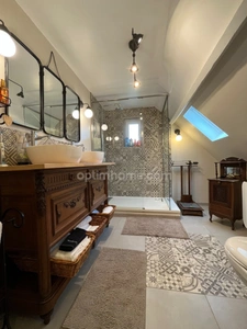 À 5 minutes de Honfleur – Propriété de 130 m² avec 4 chambres, garage, sous-sol et appartement indépendant sur un terrain de 2 115 m²