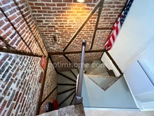 Charmant Appartement de 2 Pièces au Cœur de Honfleur - 43 M2 - une chambre - vendu semi meublé - hauteur sous plafond