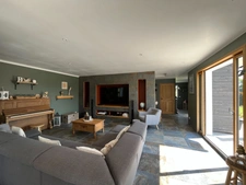 PROXIMITÉ HONFLEUR - 230 m2 - 7 pièces - 4 CHAMBRES - DOUBLE GARAGE - JARDIN 2500 M2 - BUREAU - TERRASSE - PISCINE - LUMINEUX 