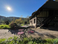 Chaumière - 130m2 - 7 800 m2 terrain - 3 chambres - Proximité Honfleur - beuzeville - cheminée - etang