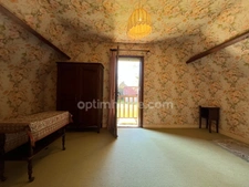 Maison à vendre 4 pièces - 97 m2 - 2351 m2 terrain - terrain constructible -  annee 1978 - 3 chambres 