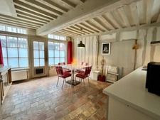 Authentique maison honfleuraise, quartier Sainte-Catherine – Cachet et charme - 66 M2 - cave - cheminée