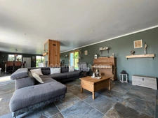 PROXIMITÉ HONFLEUR - 230 m2 - 7 pièces - 4 CHAMBRES - DOUBLE GARAGE - JARDIN 2500 M2 - BUREAU - TERRASSE - PISCINE - LUMINEUX 