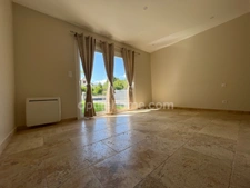 Pont-Audemer - Maison plain-pied - 5 chambres - 150 m2 - terrain 960 m2 - Cuisine équipée Chabert - Poêle à granulés - Terrasse + cuisine d’été