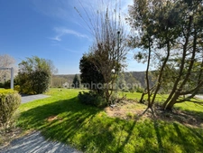 Equemauville - Vue dégagée – Exposition sud – Calme – Proche Honfleur – 220 m² – Terrain 3 693 m² – Lumineuse – Garage – 3 chambres possibilité 4 