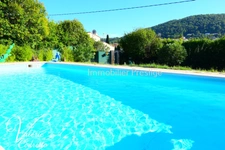 LA MOUTONNE – VILLA 185 M² – 6 CHAMBRES – PISCINE – TERRAIN 1 996 M² – 4 GRANDS GARAGES 83260