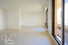 HYÈRES CENTRE-VILLE –  T2 DE 49 M² AVEC TERRASSE – ASCENSEUR 83400