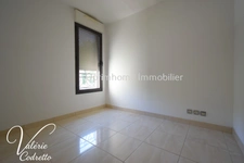 HYÈRES – T3 70 m² avec terrasse, garage – Résidence prisée proche centre-ville 83400 