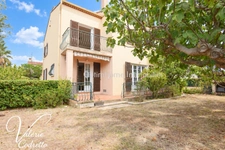 Villa 4 chambres à vendre à La Garde (83) – Jardin, garage et combles aménagés 