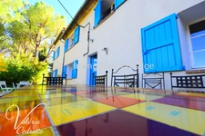 À vendre villa à Salernes (83) de  200 m² hab avec un terrain de 11 000 m²