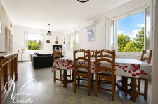 LE PRADET – LES OURSINIÈRES | APPARTEMENT de 102 m² EN VILLA   AVEC VUE MER ET TERRAIN PRIVATIF (83220)