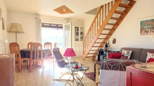 Charmant appartement en duplex 3 pièces à Carqueiranne avec terrasse spacieuse