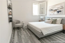 Hyères Almanarre – Duplex Esprit "Petite Maison" – 3 Chambres possibles – Plages à pied 83400