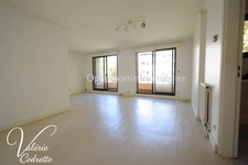 HYÈRES CENTRE-VILLE –  T2 DE 49 M² AVEC TERRASSE – ASCENSEUR 83400
