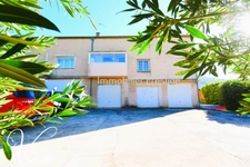 LA MOUTONNE – VILLA 185 M² – 6 CHAMBRES – PISCINE – TERRAIN 1 996 M² – 4 GRANDS GARAGES 83260
